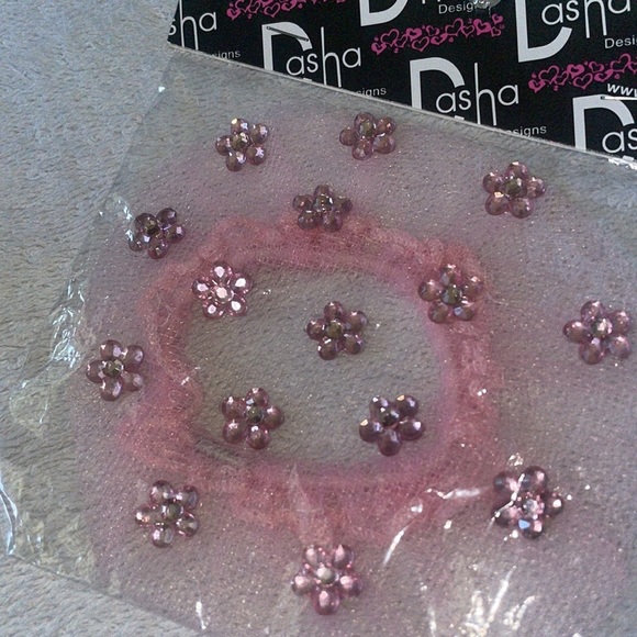 Dasha Designs - pink net bun cover w/ pink rhinestone flowers - ballerina bun - Picture 5 of 9
